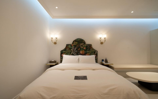 Pocheon LUA PREMIUM Drive-In Hotel