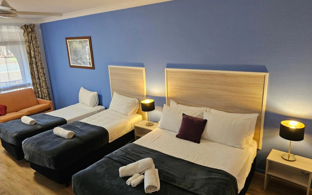Cumberland Motor Inn – Guest Rooms – Cessnock