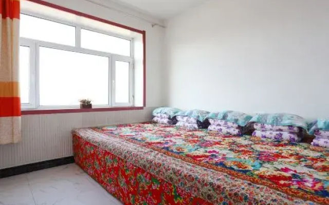 Jilin Wusongbo Photo base Inn