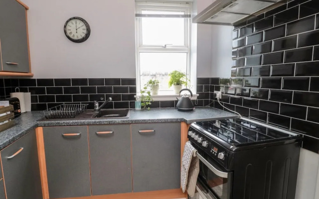 Islestone, 1 Temperance Terrace