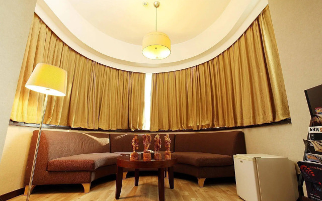 K-hotel