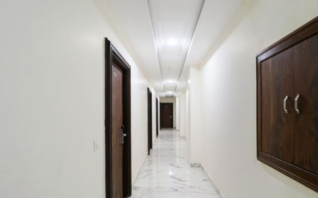 Capital O 10540 Hotel JD Residency