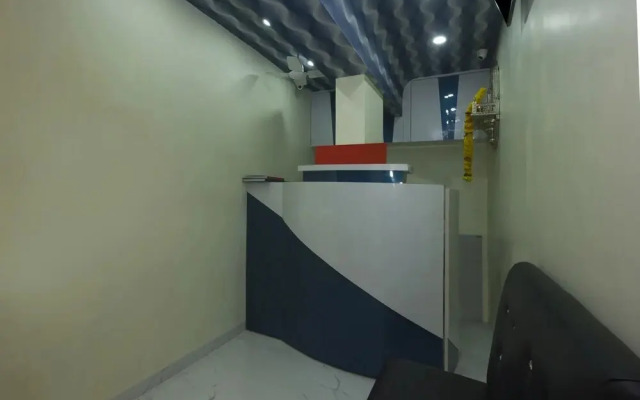 OYO 24458 Hotel Saim Pride