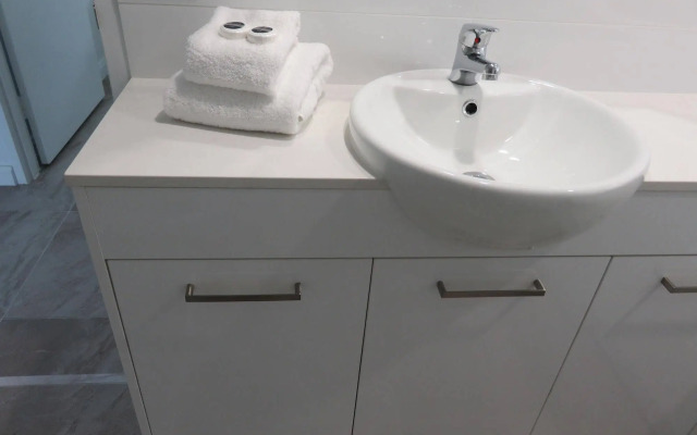 Sunseeker Lodge