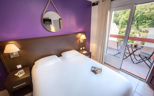 Les Pins Blancs de Provence