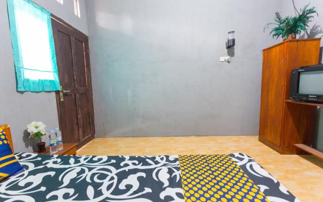 SPOT ON 1746 Putri Kuning Residence
