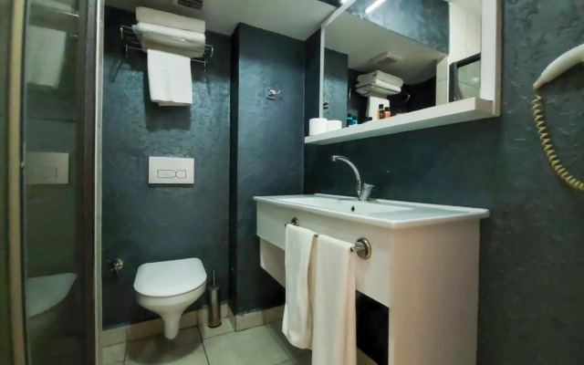 MOX Hotel