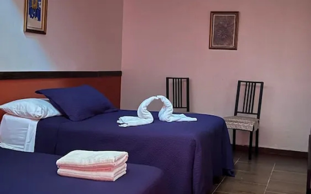 MANAYA Bed & Breakfast