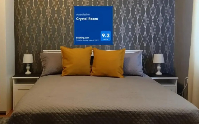 Crystal Room II