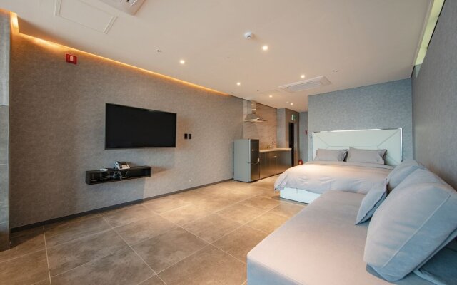 W Spa Pension