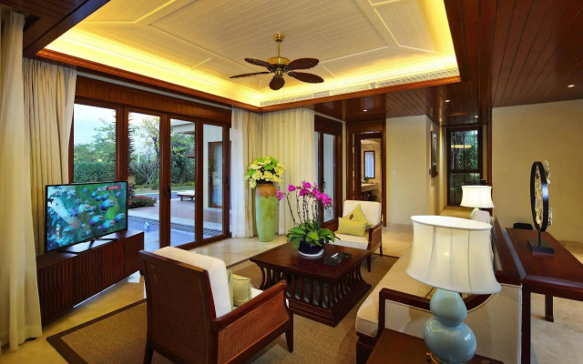 Sanya Ocean Sonic Banling Hotspring Resort