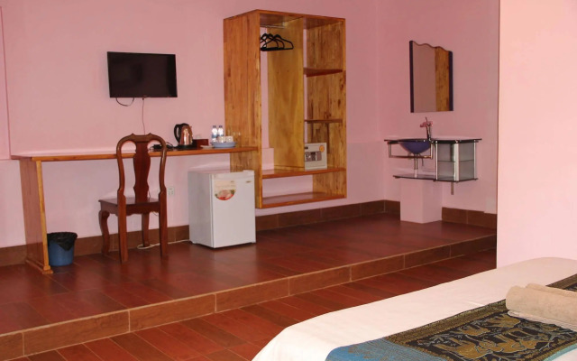 Grand Sihanouk Ville Hotel