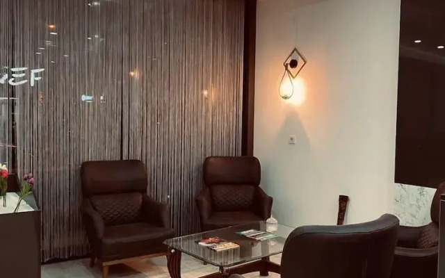 Seta Park Hotel