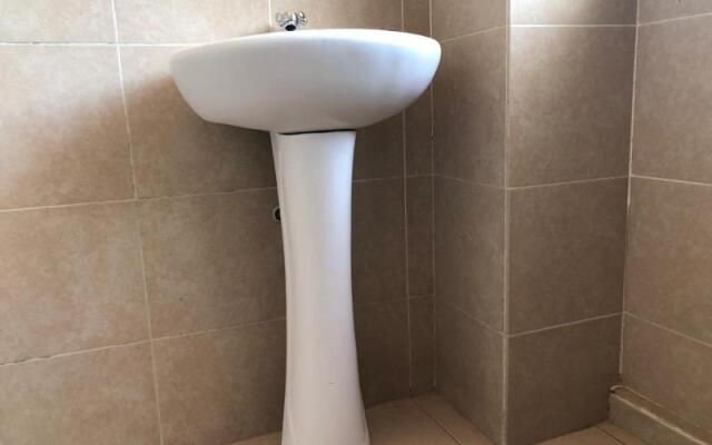 OYO 90342 Sena Home Homestay #828