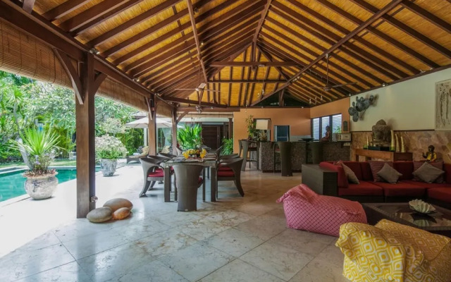 Villa Kiki