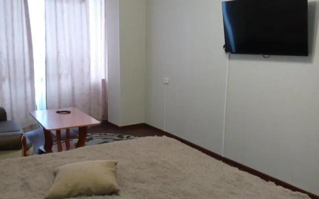 Апартаменты на улице Ломоносова 4