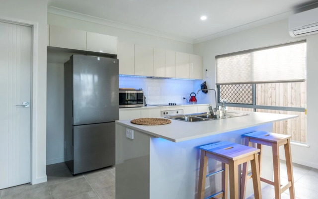 Blue Lagoon Villa A in Trinity Beach