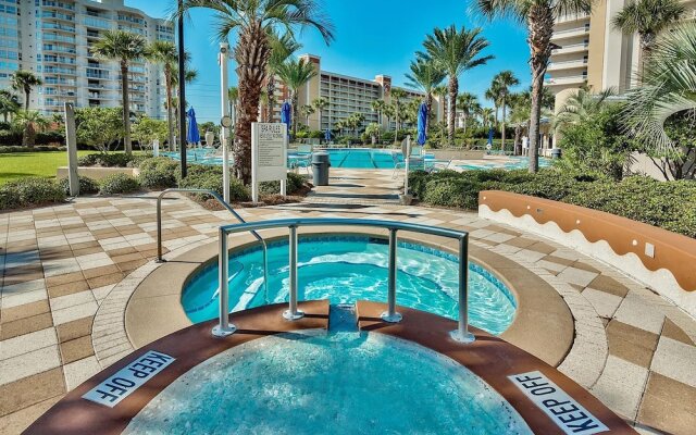 Harbor Landing 201a 3 Bedroom Condo by RedAwning