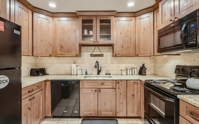 Ski Hill 23 2 Bedroom Condo