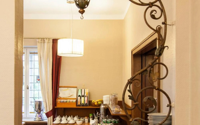 Hotel Laimer Hof Nymphenburg Palace Munich