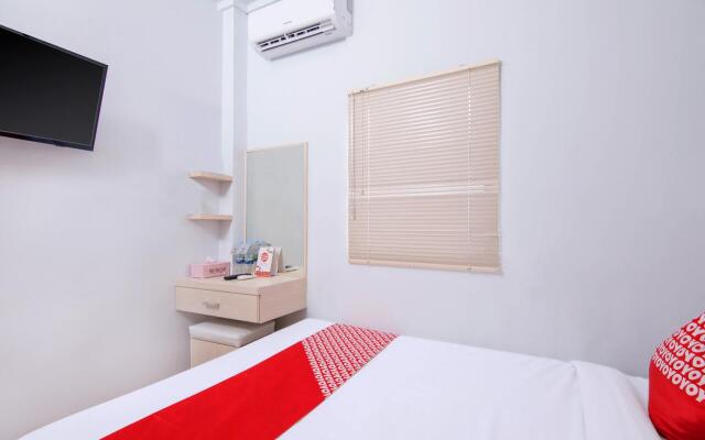 OYO 1177 WBS Residence