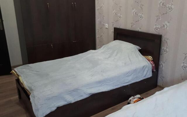 Tbilisi, Vera, Tatishvili 17