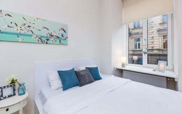 SoVA apartment str Gnatyuka 18