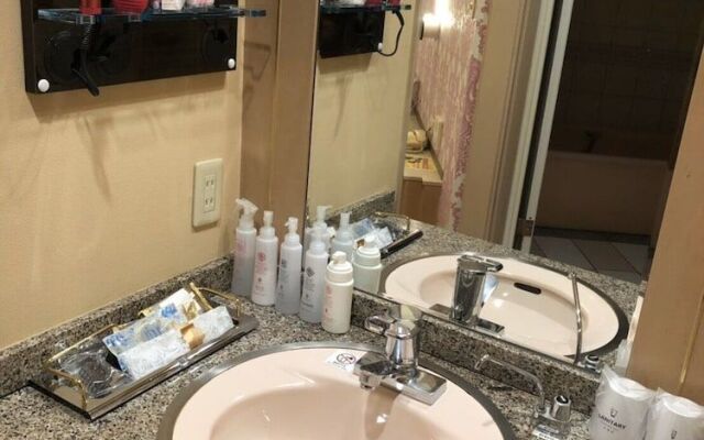 Avancer Next - Adults only