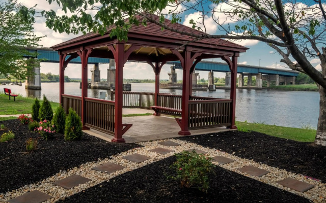 Red Roof Inn PLUS+ Secaucus - Meadowlands - NYC