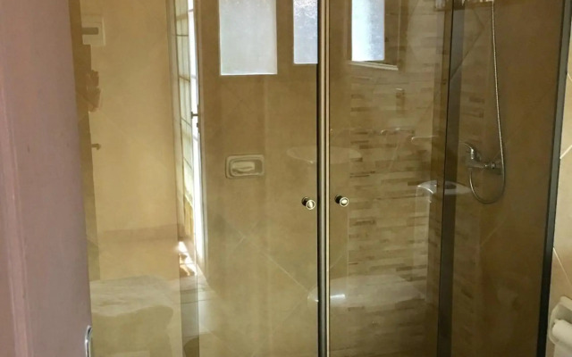 Apartamento con jardin