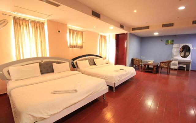 Aishwaryam Hotel
