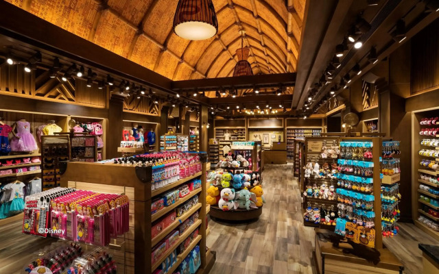 Disney Explorers Lodge