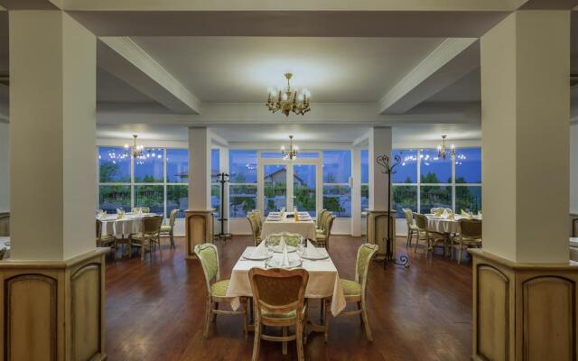 Mercure Medias Binderbubi Hotel And Spa