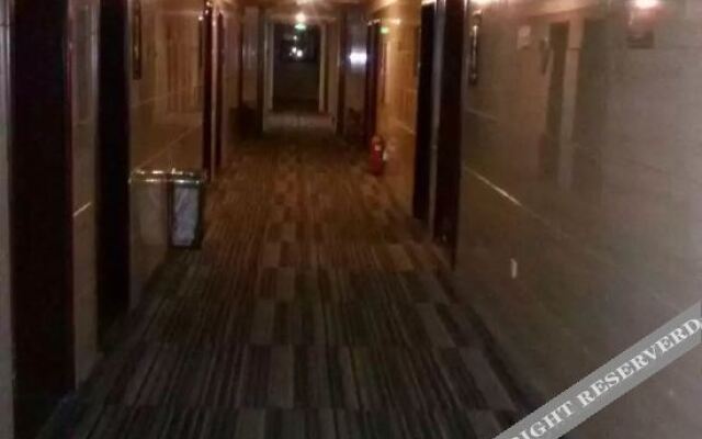 Yuanping Xinbei Guo Furong Hotel