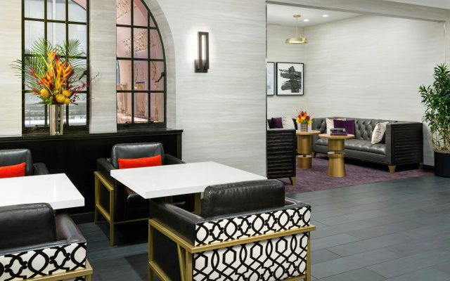 The Lexington Hotel, Autograph Collection