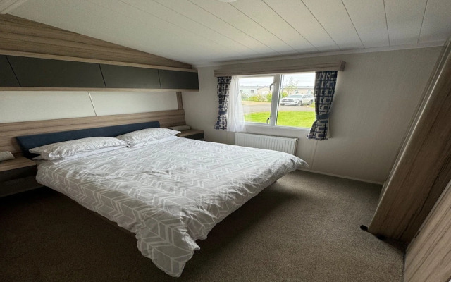 Lovely 2-bed Caravan in Seton Sands