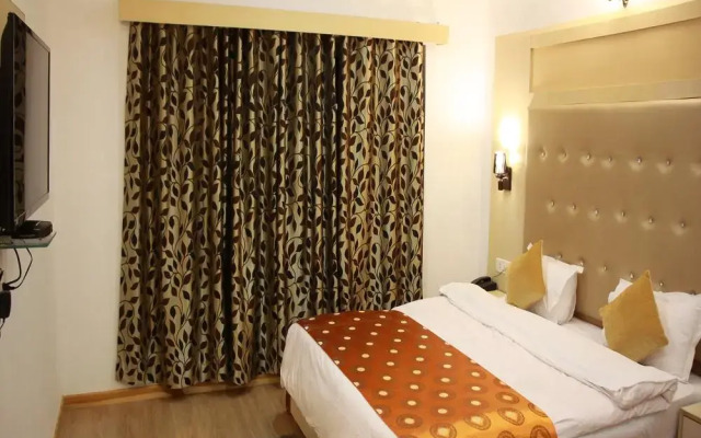 OYO 14082 Hotel Himalayan Stays