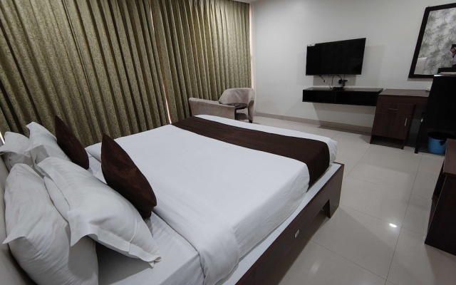Townhouse Cineplanet Kompally