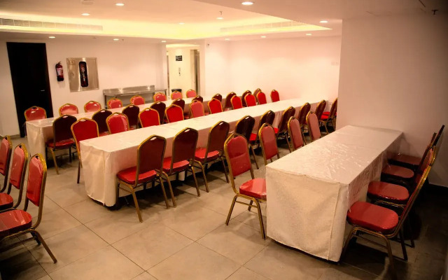 Cent Alazeziah Hotel