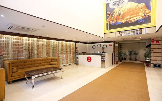 Capital O 8236 The Kailash Dev Hotel