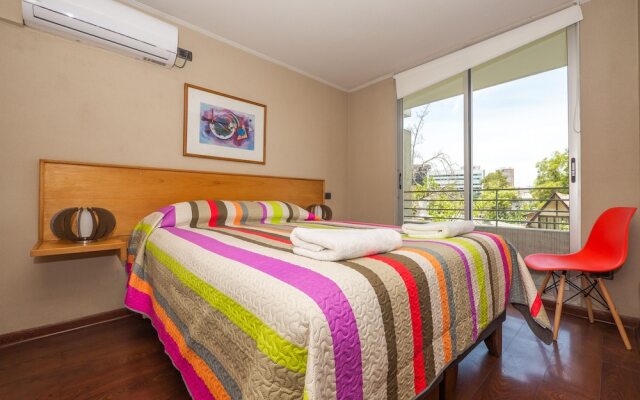 Red Velvet - 1BR - w/Parking, AC & Terrace