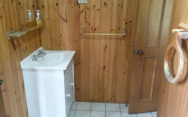 Hunter Hideaway Cottages