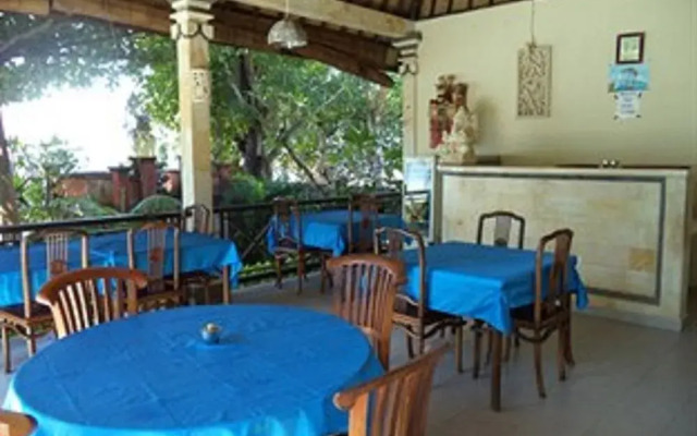 Coral Bay Bungalow