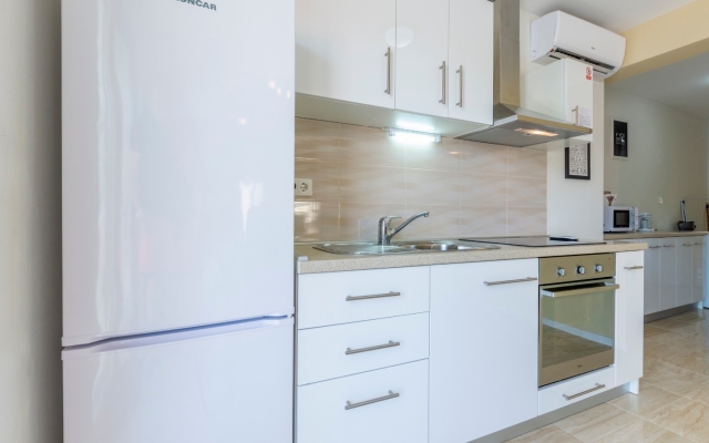 Apartment Dalis - open swimming pool: A2 prizemlje Cove Osibova (Milna), Island Brac