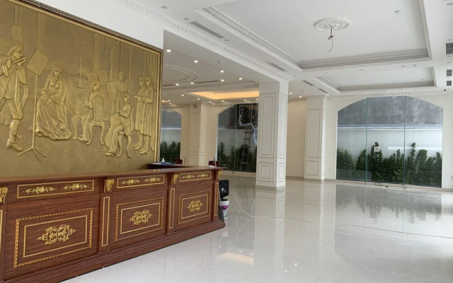 Grand Hill Apartment & Hotel