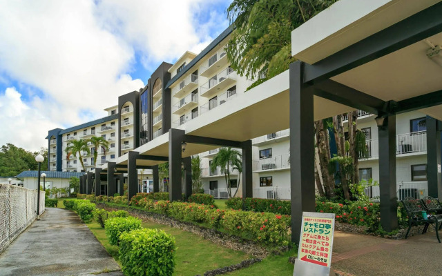 Oceanview Hotel & Residences
