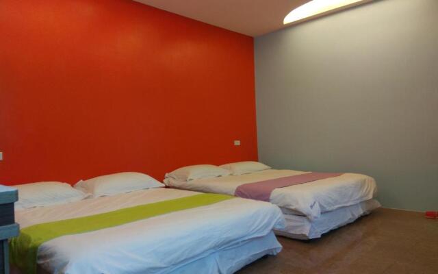 Blue% Hotel
