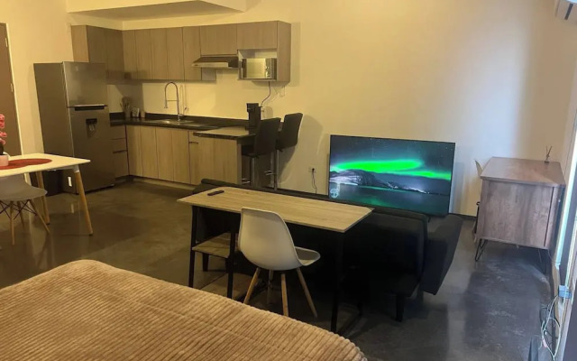 Beautiful Kyo Constella Equipped Apt with Incredible Amenities