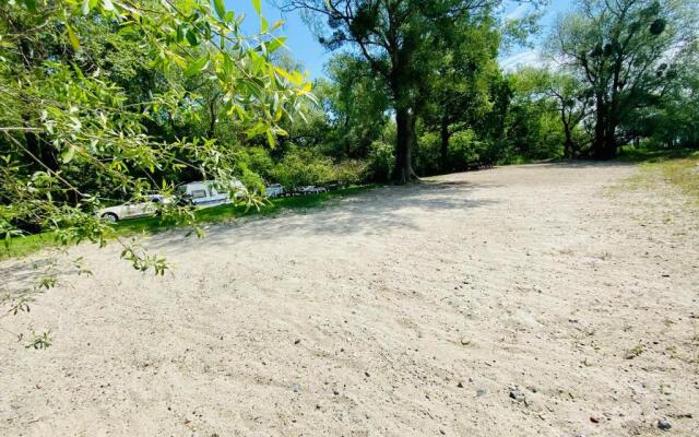 Ferien-Apartment Silberweide mit Privatstrand
