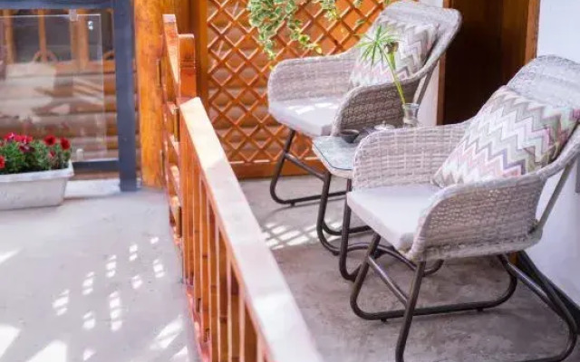 Lugu Lake Lige Xinqing Inn